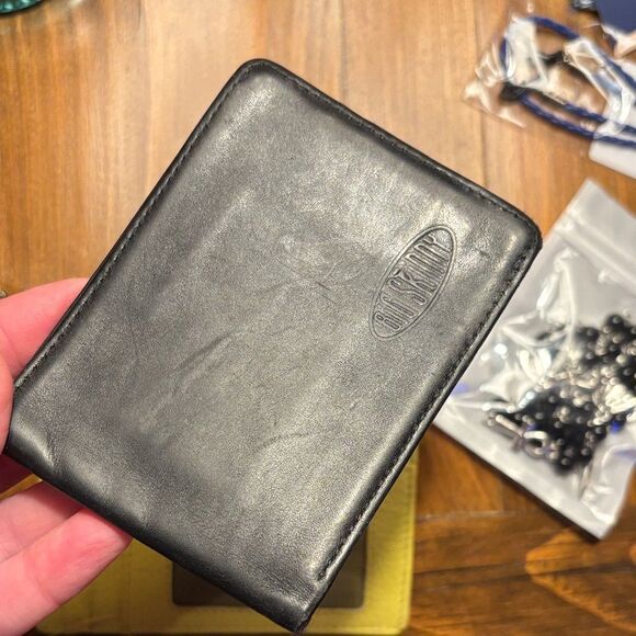 Yellow Leather Card Holder and Accessories - Picture 5 of 16